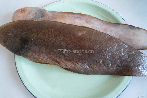 干煎香酥鱼的做法图解1