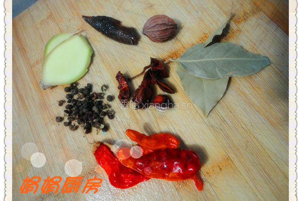卤煮鸡尖与鸡脚！的做法图解3
