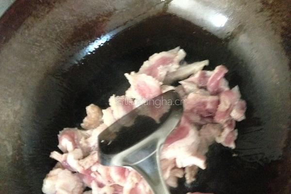 香干回锅肉的做法图解3