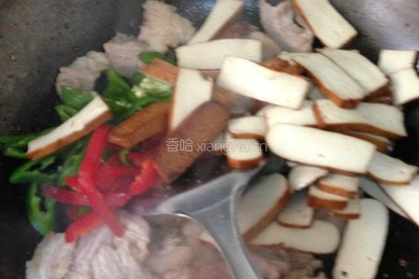 香干回锅肉的做法图解5