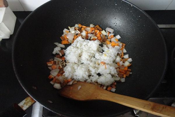 蚝油鸡蛋炒饭的做法图解5