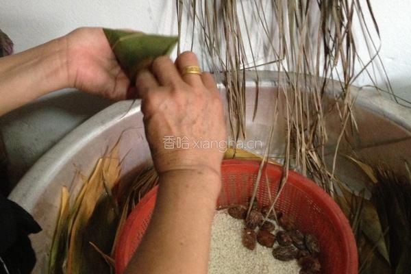 蜜枣甜粽的做法图解8