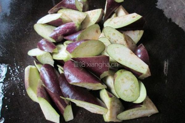 小西红柿烧茄子的做法图解2