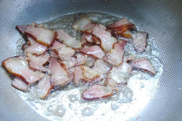 香干炒腊肉的做法图解4