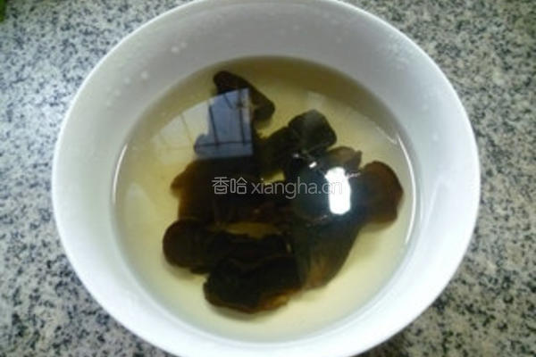 香菇素什锦的做法图解3