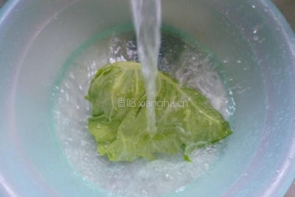 香干牛心菜炒米粉的做法图解3