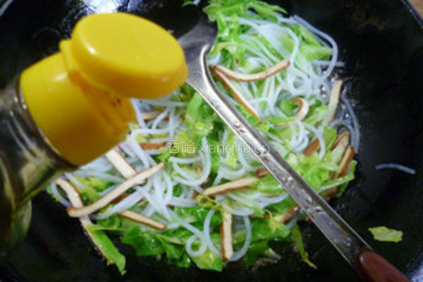 香干牛心菜炒米粉的做法图解9