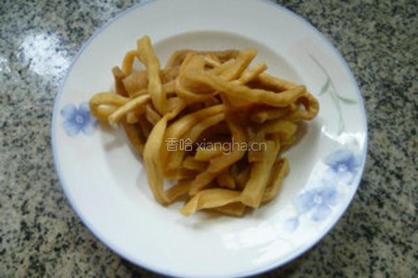 香干炒萝卜干的做法图解1