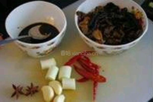 小鸡炖蘑菇的做法图解2