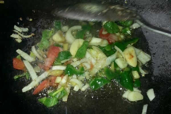 西红柿炖豆腐的做法图解4