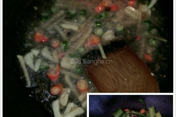 豆瓣鲫鱼的做法图解3