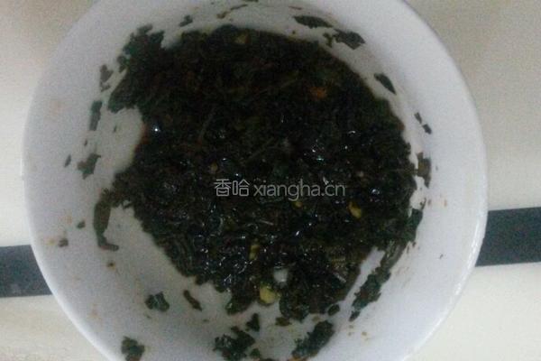 香椿拌豆腐的做法图解1