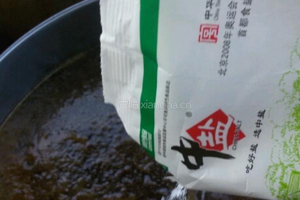 酱猪蹄的做法图解3
