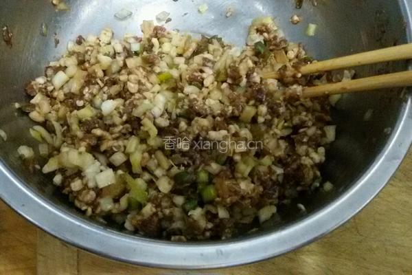 羊肉白菜包子的做法图解1