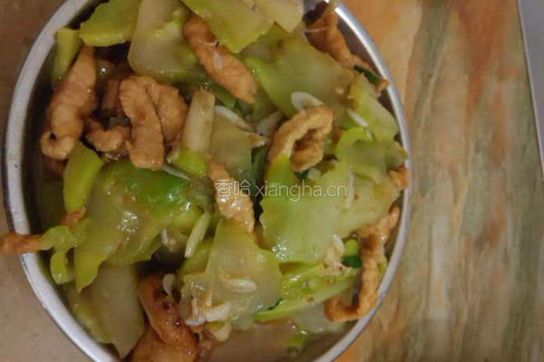 青榨菜虾皮炒肉丝