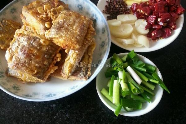 干烧带鱼的做法图解5