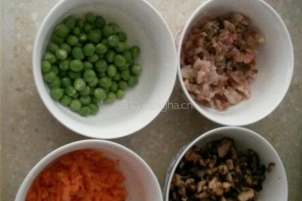 鸡蛋炒饭的做法图解1
