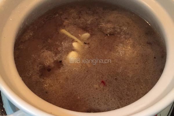 红枣山药排骨汤的做法图解6