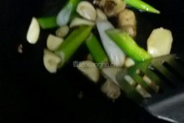 红烧黄花鱼的做法图解3