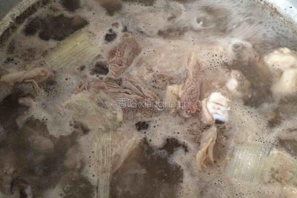 清炖羊排的做法图解1