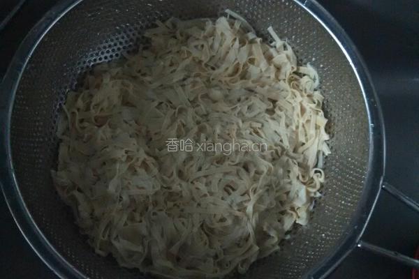 凉拌干豆腐丝的做法图解4
