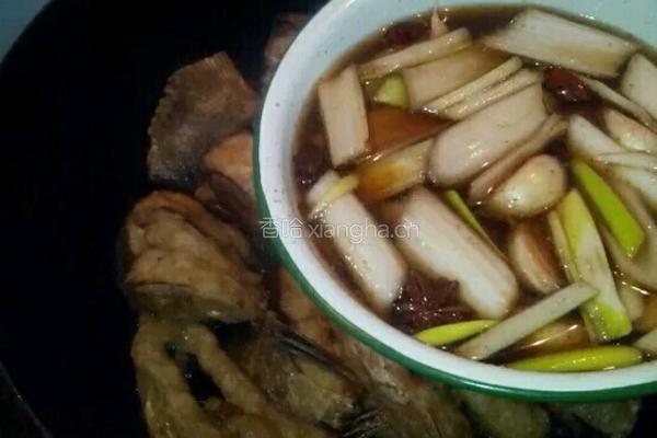 啤酒炖胖头鱼的做法图解6