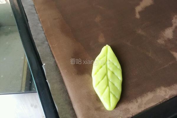 树叶曲奇饼的做法图解1
