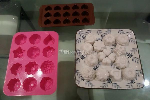 椰子果冻的做法图解3
