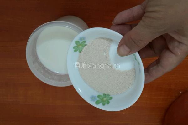 牛奶吐司的做法图解2