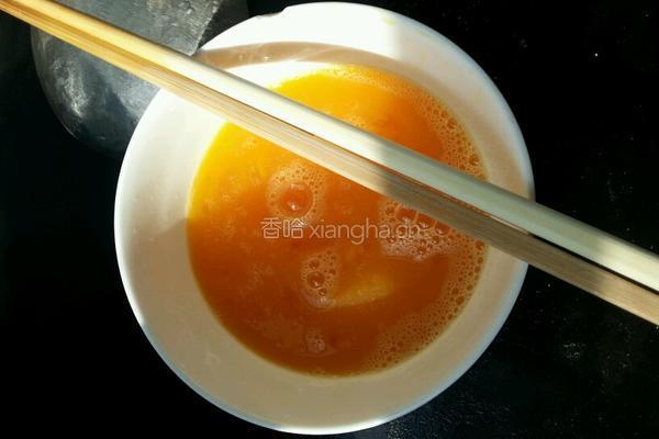 黄瓜拌鸡蛋的做法图解2