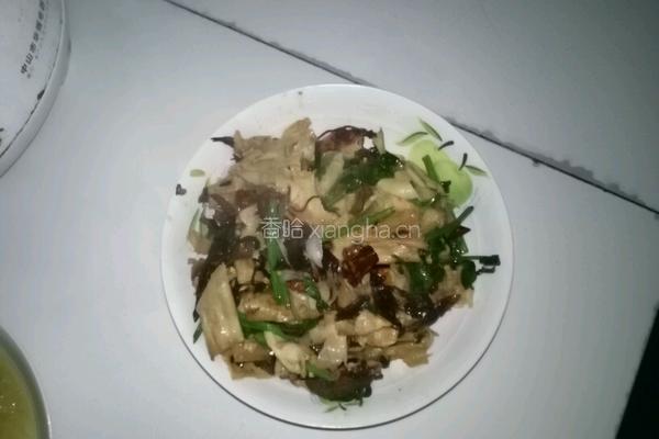 笋干炒腊肉的做法图解3