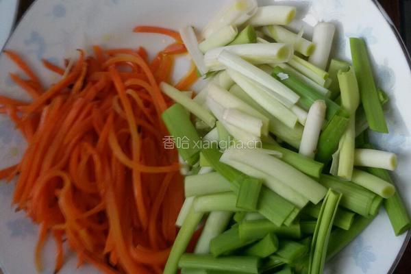青蒜炒绿豆芽的做法图解4