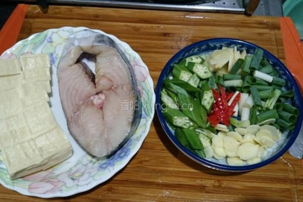 红烧豆腐土托鱼的做法图解2
