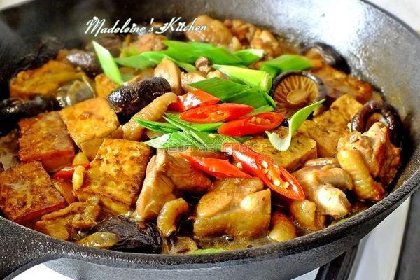 冬菇鸡肉豆腐煲的做法图解5