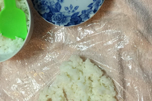 可爱造型便当的做法图解1