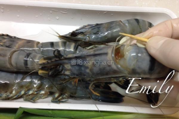 新加坡辣椒大明虾的做法图解3