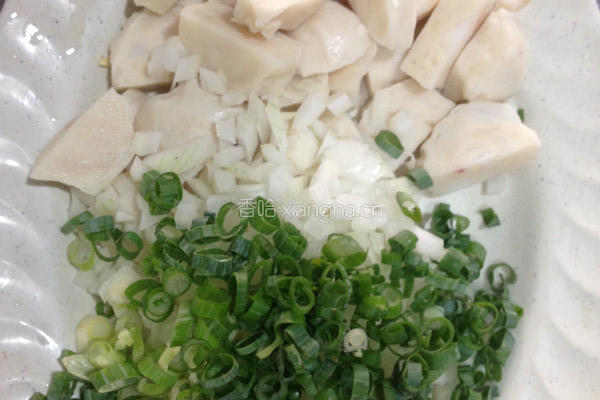 墨鱼丸炒饭的做法图解1