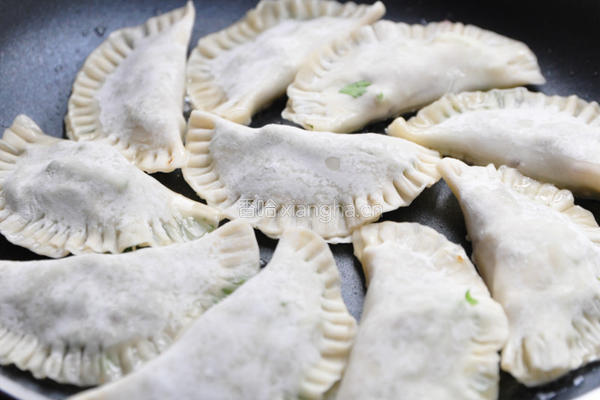 海苔时蔬煎饺的做法图解6