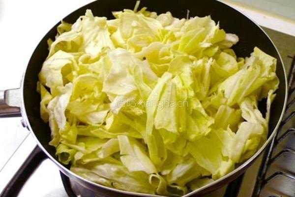 豆瓣香干炒白菜的做法图解4