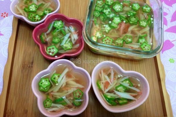 蟹肉秋葵寒天冻的做法图解3