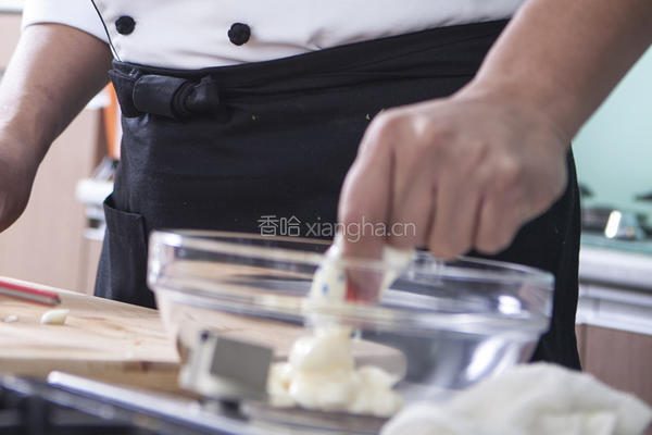 海苔沙拉卷的做法图解2