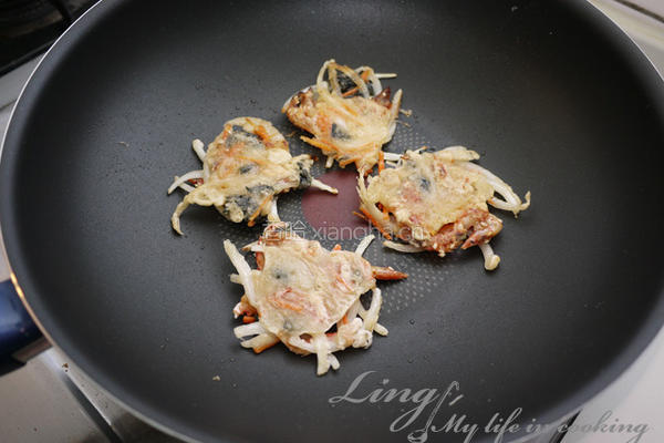 樱花虾海苔煎饼的做法图解5
