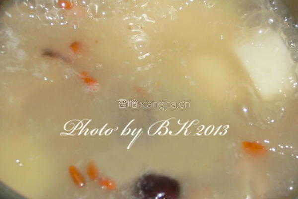 蔘鬚山药排骨汤的做法图解1