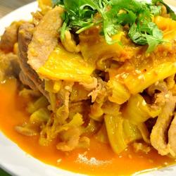 姜黄泡菜炒猪肉的做法[图]
