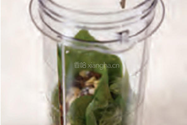 罗勒酱汁汉堡排的做法图解1