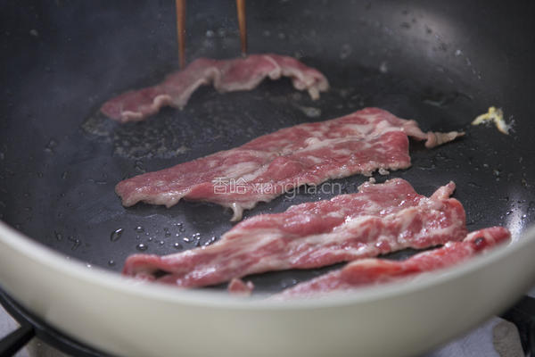 牛肉海苔蛋卷的做法图解3