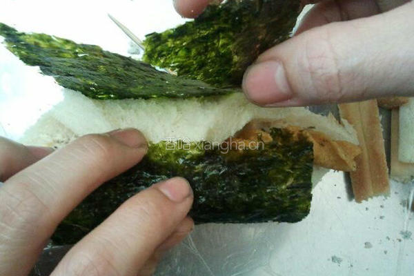 海苔喀哩鲔鱼卷的做法图解12