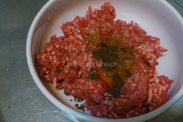 番茄起司牛肉丸汤的做法图解2