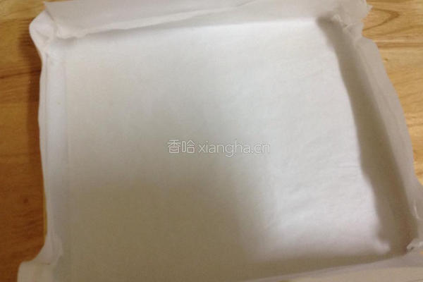 三层水果蛋糕的做法图解1