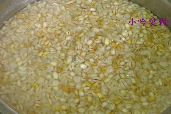 薏仁燕麦片红豆汤的做法图解2